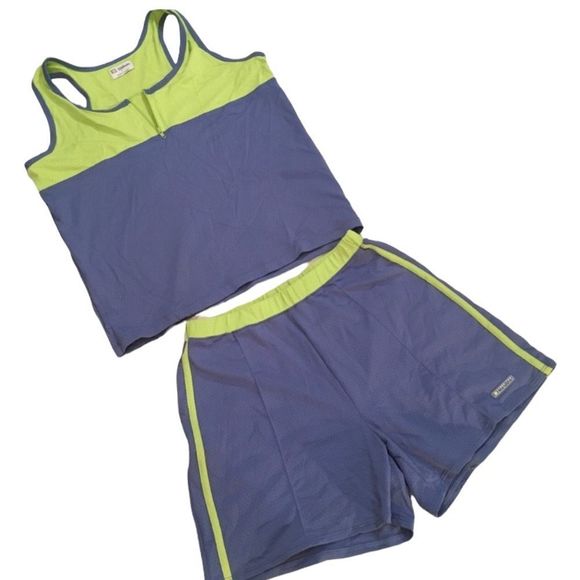 Wilson Tops - Wilson Hyper Tek System Workout Top And Shorts